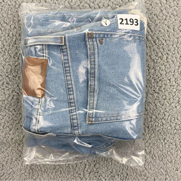 Madewell Perfect Vintage Straight Jean Danby Wash: Knee-Rip Edition  | Size:  24 - Picture 15 of 15